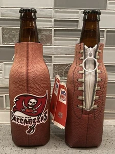 TAMPA BAY BUCCANEERS FOOTBALL NEOPRENE BOTTLE COOZIE KOOZIE COOLER W ZIPPER - Picture 1 of 4