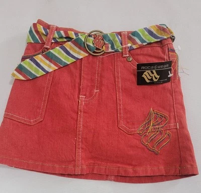 NUEVO CON ETIQUETAS Talla 5 Niñas Rojo Denim Rocawear Falda Integrada Pantalones Cortos Cinturón Skort Rockabilly  Foto 1 de 4