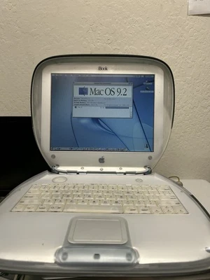 Vintage Apple iBook G3 Clamshell Graphit (366MHz/320mb/6gb/OS 9.2.2) - Bild 1 von 4