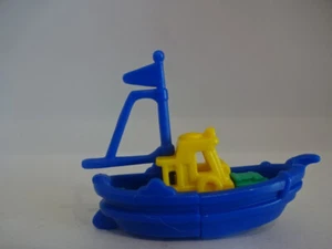 Miniatur Schiffe / Blaues Fischerboot mit grünem Deck - Bild 1 von 1