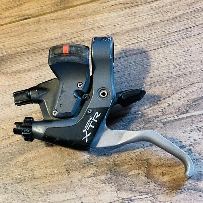 Shimano XTR ST-M950 LEFT ONLY Shifter Brake Lever Triple MISSING THUMB PADDLE - Image 1 of 4