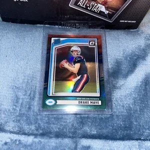 2024 Panini Donruss - Rated Rookie Optic Preview Red & Green Prizm - Drake Maye - Picture 1 of 2