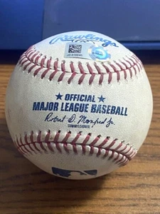 MARLINS at GIANTS 9/13/19 GAME USED OML BASEBALL! Starlin Castro hits a single! - Picture 1 of 2
