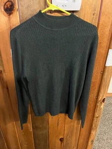 Long Sleeve Forest Green Sweater - Picture 1 of 3