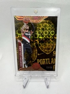 2021-22 Panini Illusions Asia Trophy Collection Gold /25 Damian Lillard #30 - Bild 1 von 2