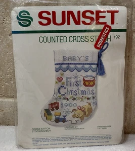 Vintage Sonnenuntergang Baby Junge erster Weihnachtsstrumpf gezählt Kreuzstich Set neu - Bild 1 von 2
