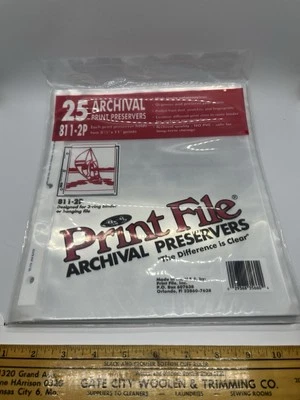 Print File 811-2P Archival Print Preservers 8.5x11 3-hole Type 25 Sheets - Image 1 of 3