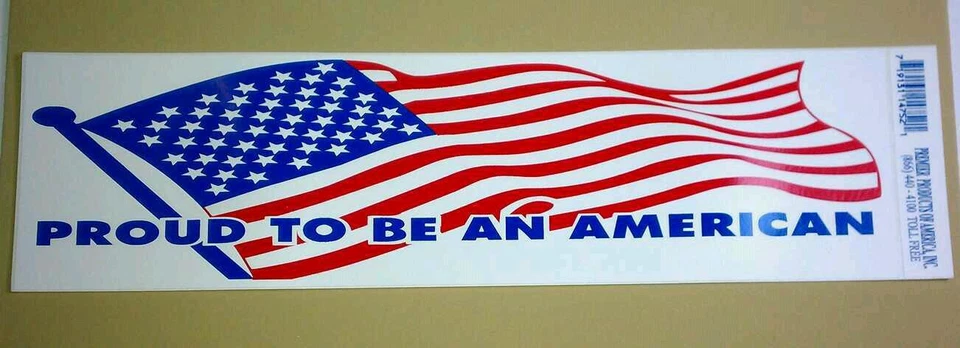 ORGULLOSO DE SER UN AMERICANO EE. UU. AMÉRICA BANDERA ROJA ONDEANDO ESTUCHE BLANCO RARO Pegatina  Foto 1 de 1