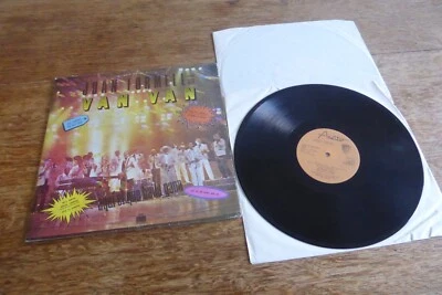 Juan Formell Y Los Van Van Cuban 1990 1st Areito LD-4698 Latin Salsa LP - Image 1 of 4