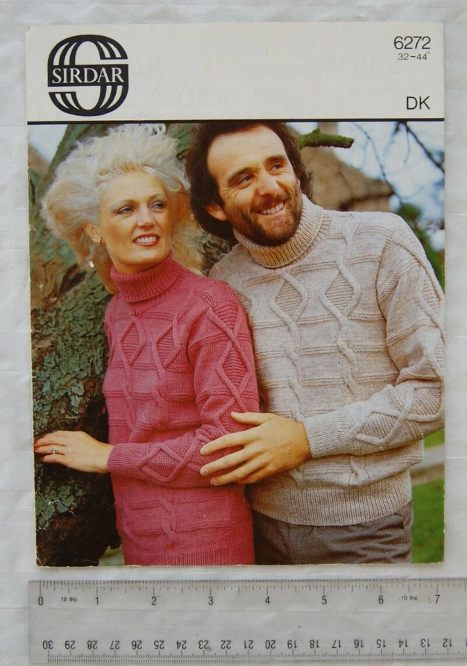 Vintage: Sirdar 6272 his & hers sweaters, DK, 32-44 inch, 81-112 cm - Image 1 of 1