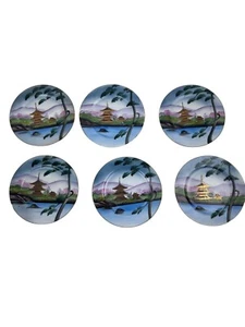 Vintage Handgemalt 6er Set Japanische Teeteller Pagode See Hergestellt in Japan 6,25 Zoll - Bild 1 von 4