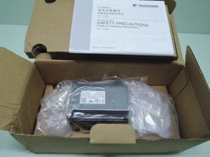 Fast delivery YASKAWA SERVO MOTOR SGMJV-02ADL21 NEW - Picture 1 of 12