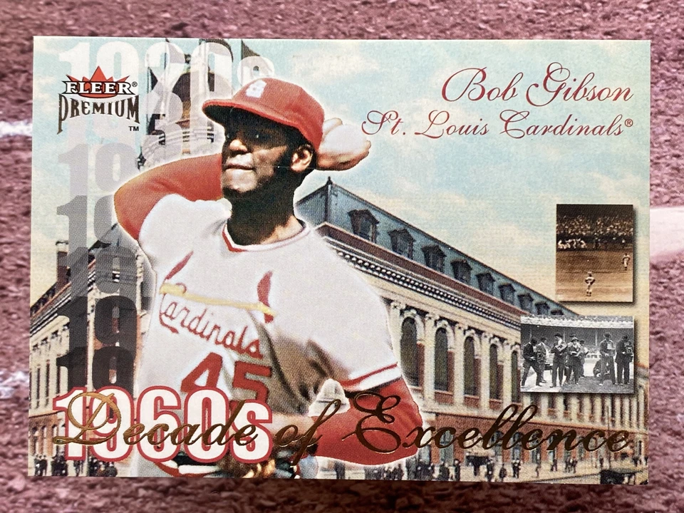 2001 Fleer Premium Decade of Excellence Bob Gibson #20 de - Image 1 of 2