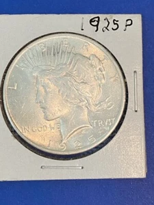 1925 P Peace Dollar - Picture 1 of 4