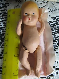 4” Bisque Kerr & Hinz K&H Tiny Doll with Box loose strings but good condition - Bild 1 von 6
