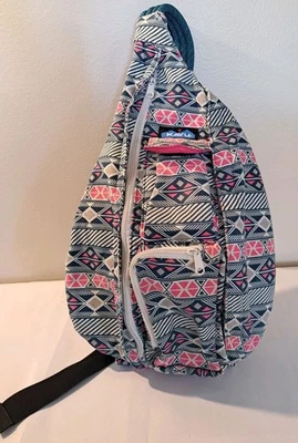 KAVU Mini Bolso Bandolera Bandolera Cuerda Incrustación de Gemas Azul Rosa Blanco Foto 1 de 4
