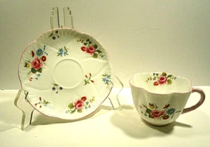 Shelley Dainty Rose & Red Daisy Cup & Saucer #272101 - Picture 1 of 6