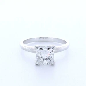 ANELLO SOLITARIO CLASSICO 2,5 CT DIAMANTE NATURALE F/VS2 TAGLIO PRINCIPESSA ORO 14K PUNTA A V - Foto 1 di 7