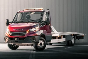 2025 3.0 210BHP AUTO IVECO DAILY 7.2 TONNE RECOVERY TRUCK CAR TRANSPORTER - Picture 1 of 23