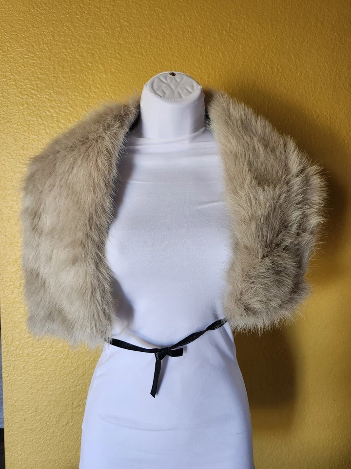 Banana Republic Beige Faux Fur Knit Shrug Wrap Shawl Collar One Size - Image 1 of 4