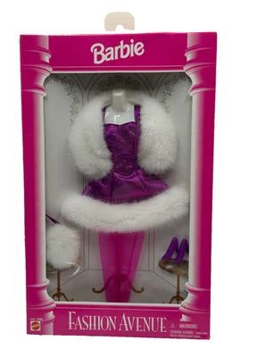 Vestido de festa vintage 1995 novo na embalagem Barbie Mattel Fashion Avenue roxo pele branca 14980 - Imagem 1 de 4