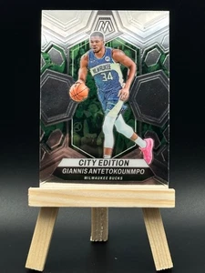 GIANNIS ANTETOKOUNMPO CITY EDITION 2024 PANINI MOSAIC #279 MILWAUKEE BUCKS - Foto 1 di 5