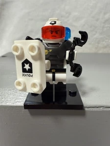 LEGO SERIES 21 SPACE POLICE GUY MINIFIG MINIFIGURE COMPLETE - Picture 1 of 5