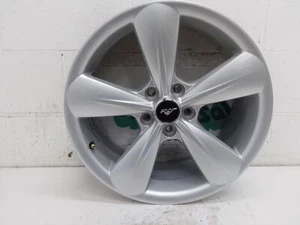 2013 Ford Mustang 18x8 Aluminum Wheel - Picture 1 of 8