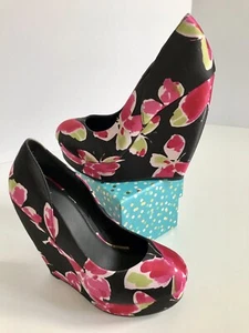 ELLE Heels Shoes 6.5 M Jessica Butterfly Water Color Platform Wedge Pumps - Picture 1 of 10