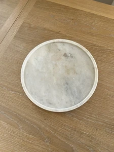 The White Company Round Marble Board - Picture 1 of 3