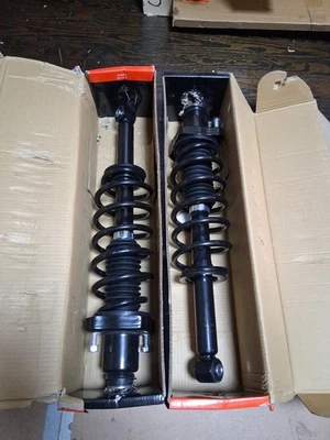 Front Pair (2) Complete Strut Assembly for 2008 2009 2010 Chrysler Sebring - Image 1 of 2