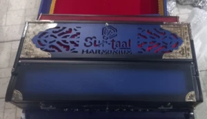 Scale Changer Harmonium 9 scale 3 Line Mohanlal Palitana Reed Blue Color Sur Tal - Picture 1 of 11