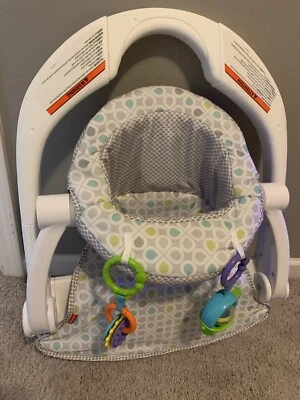 Fisher-Price 坐式地板座椅 - 灰色/绿色/蓝色 — 第 1/2 张图片