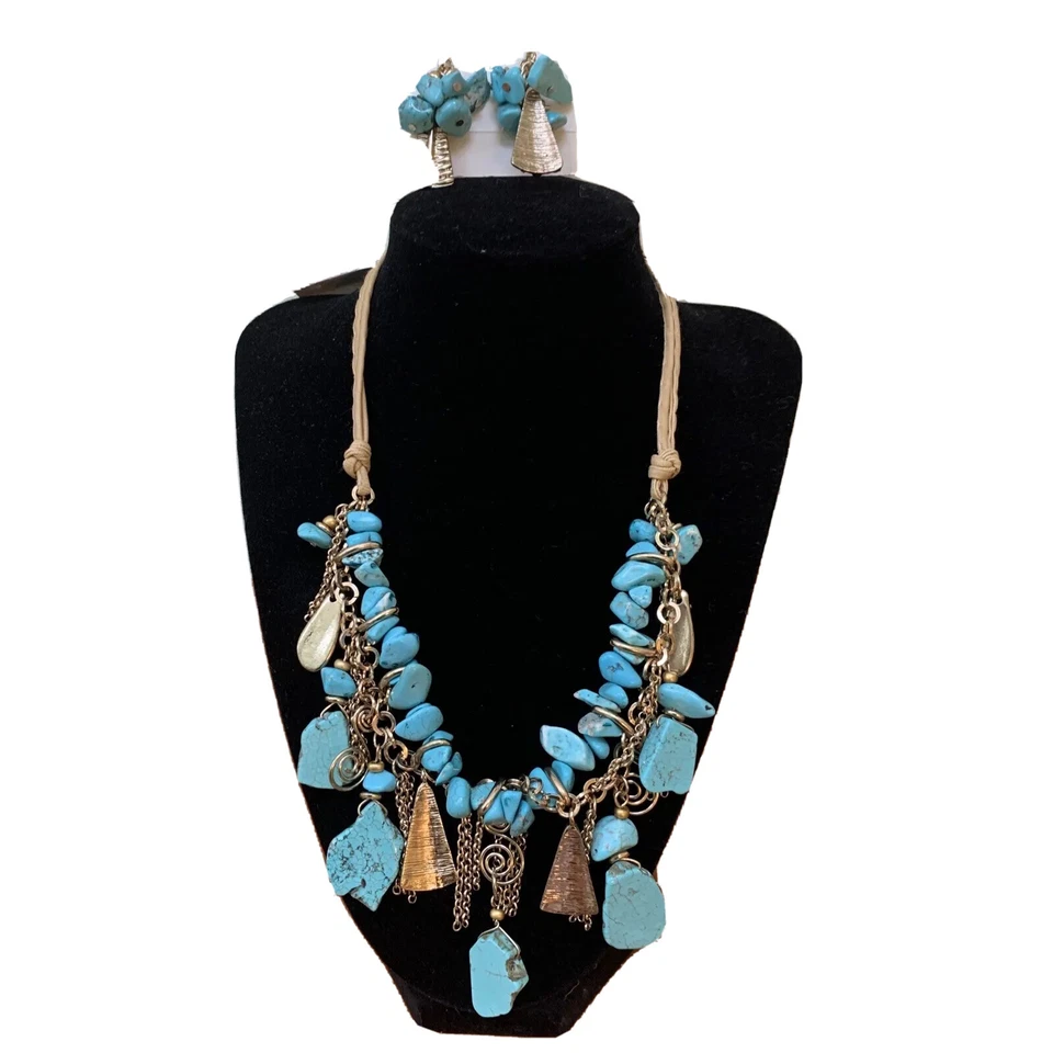 Laura Ashley Southwestern Style  Necklace Earring Set 2pc Green Blue Chunky Heav - Изображение 1 из 4