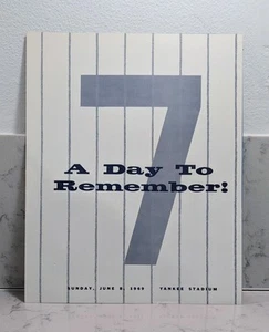 Mickey Mantle Day 1969 Signed Program And Pin Very Rare PSA - Picture 1 of 6