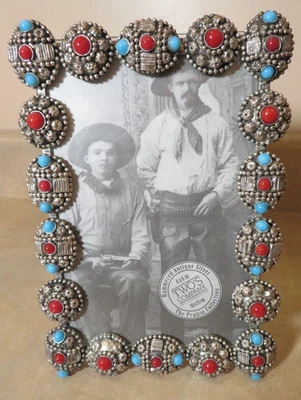 Moldura para fotos Two’s Company Frontier coleção pradaria pedras preciosas estilo navajo - Imagem 1 de 4