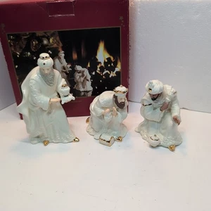 Belleek Lebendige Krippe Drei Könige Weise Männer Porzellan Elfenbein Gold Akzente 7253 - Bild 1 von 21