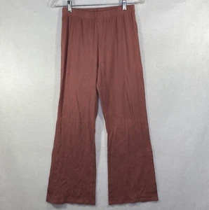 Live To Be Spoiled Women Red Casual Pants Sweat Pants Size Medium Ribbed Texture - Picture 1 of 10