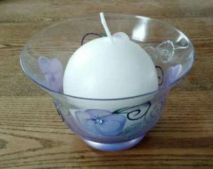 Embossed Flower Glass Candle Holder + Round White Candle NEW - Picture 1 of 3