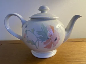 English Flower White Tea Pot - Picture 1 of 12