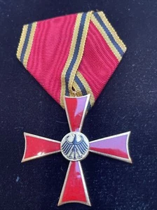 GERMANY.POST WWII 1945,ORDER FOR MERIT,NECK BADGE CROSS,GILT METAL,ENAMEL,55mm. - Picture 1 of 5