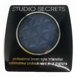 Loreal Paris STUDIO SECRETS professional brown eyes intensifier Eyeshadow 552 - Bild 1 von 4