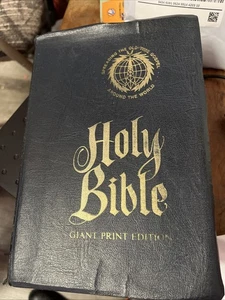Giant Print Edition Bible KJV Old Testament Old Time Gospel Hour Edition 1973 - Picture 1 of 10