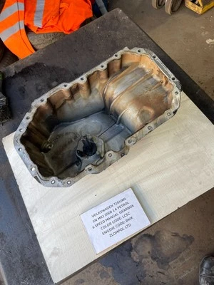 Volkswagen Tiguan 5N MK1 2008 1.4 TSI BWK - cárter de aceite del motor 03C103603AH Foto 1 de 4