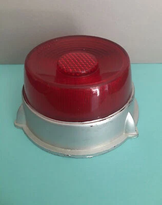 52 Ford TMC-514 Round Tail Light Lens FAA-13450 - Image 1 of 4