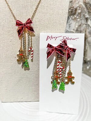 Pendientes/Collar colgantes Betsey Johnson Holiday arco metálico árbol de Navidad con flecos Foto 1 de 4