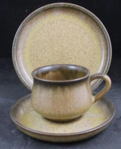 Denby Romany Brown Trio Group of 1 Cup and Saucer Set and 1 Bread & Butter Plate - Picture 1 of 5