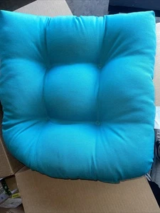 19-inch Rounded Back Tufted Indoor/Outdoor Chair Cushion - Picture 1 of 2