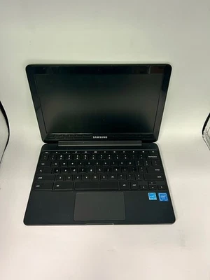 Samsung Chromebook 3 XE500C13 11.6" Celeron 2GB RAM 16GB SSD Chrome OS COMO ESTÁ - Imagem 1 de 4