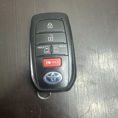 USED OEM 2021-2025 TOYOTA SIENNA SMART KEY KEYLESS REMOTE FOB HYQ14FBX  -Read! - Image 1 of 4